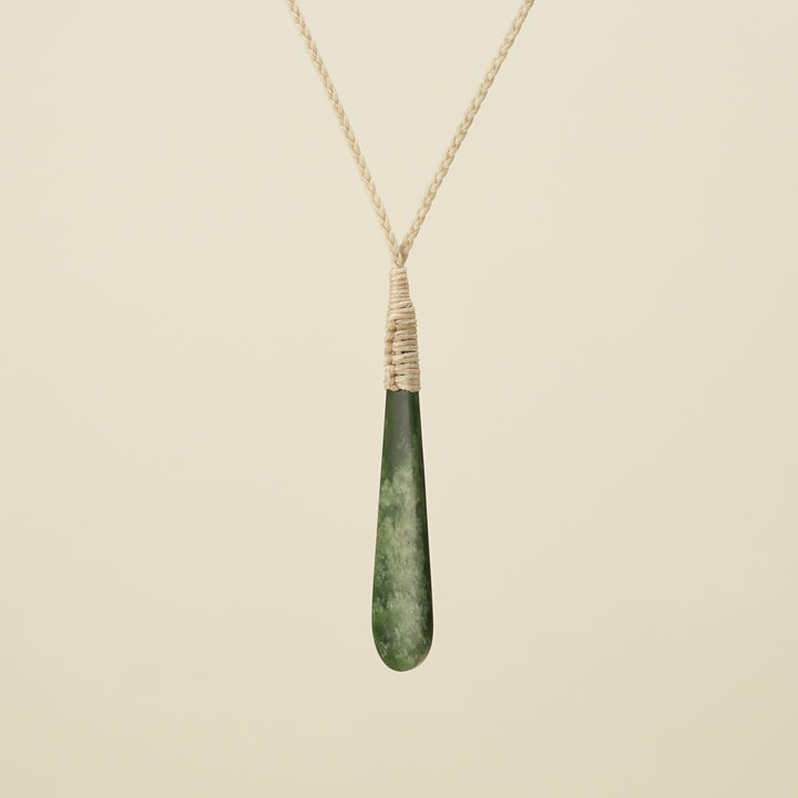 Roimata Teardrop Kawakawa Medium Pendant, Tan Binding