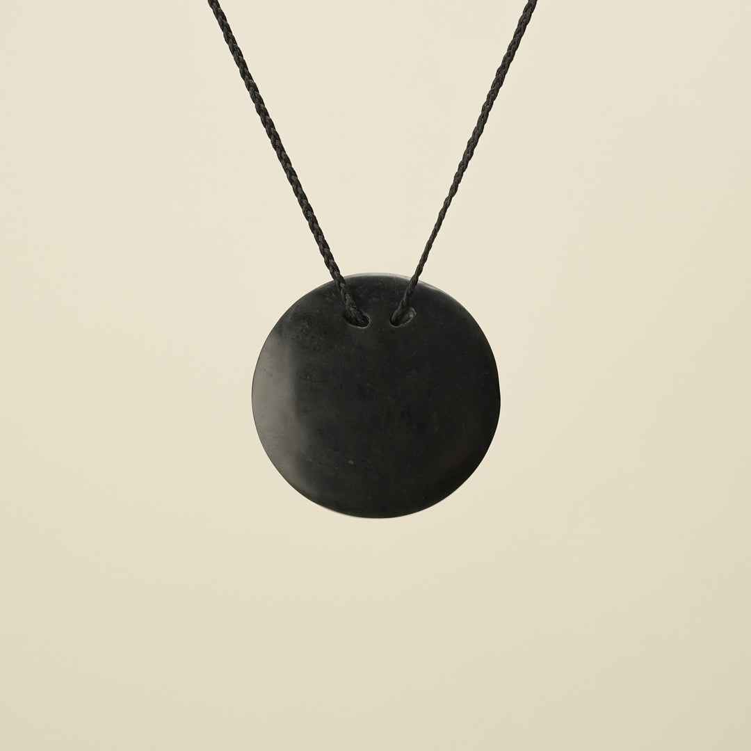 Porowhita Circle of Life Kawakawa Pounamu Large, Black Binding