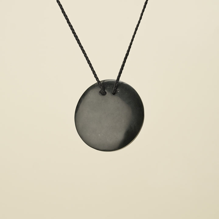 Porowhita Circle of Life Kawakawa Pounamu Large, Black Binding
