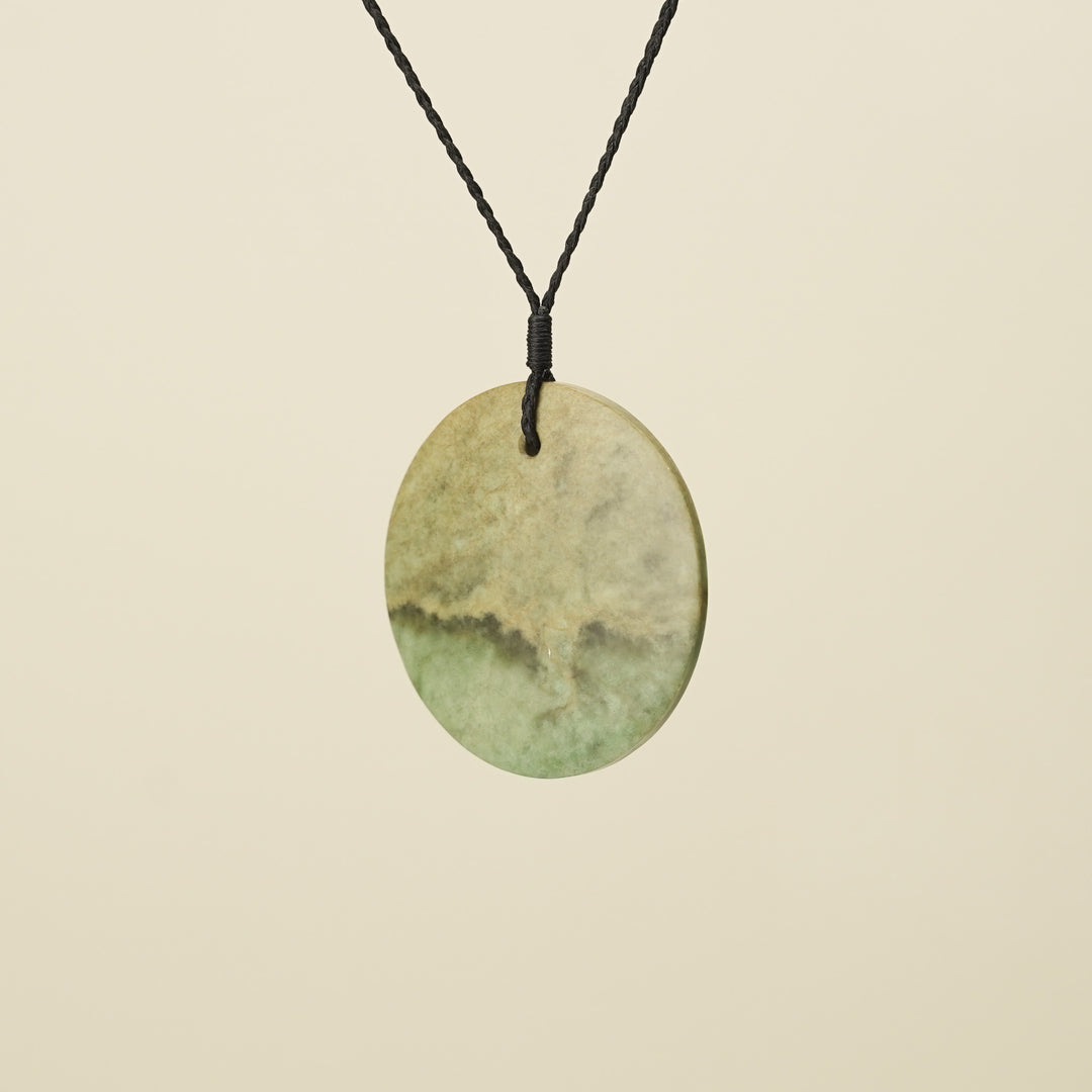 Porowhita Raukaraka Pounamu Large, Black Binding