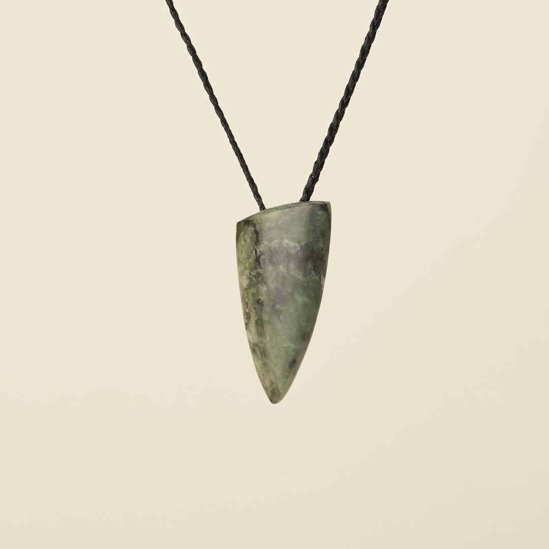 Niho Tooth Hapopo Pounamu Small Pendant