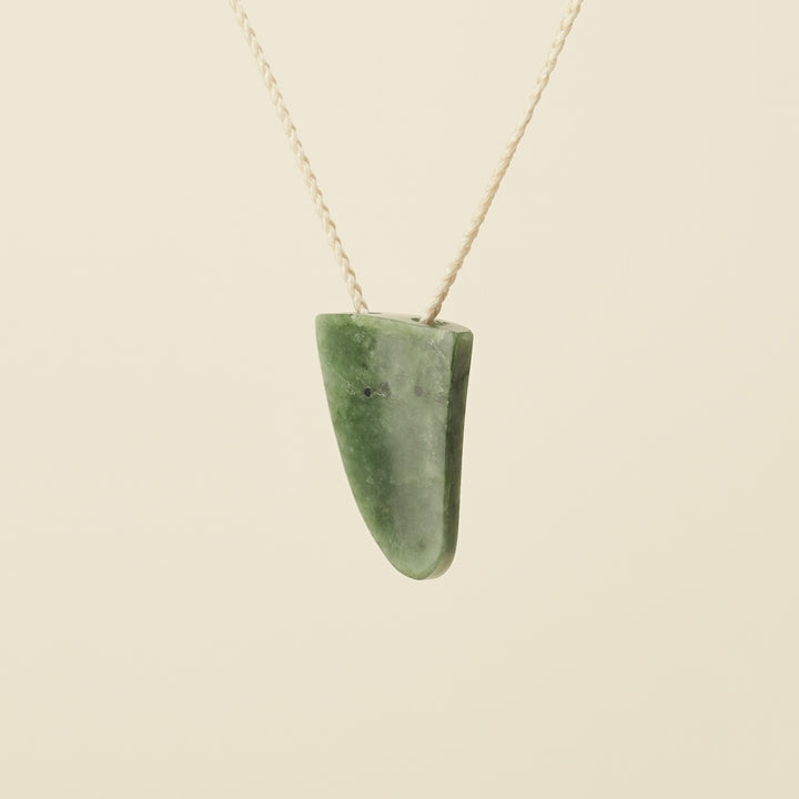Niho Tooth Inanga Pounamu Small Pendant