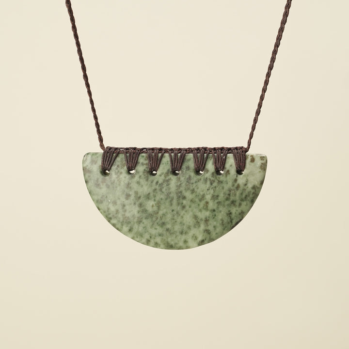 Kōuma Breastplate Kōkopu Pounamu Large Pendant