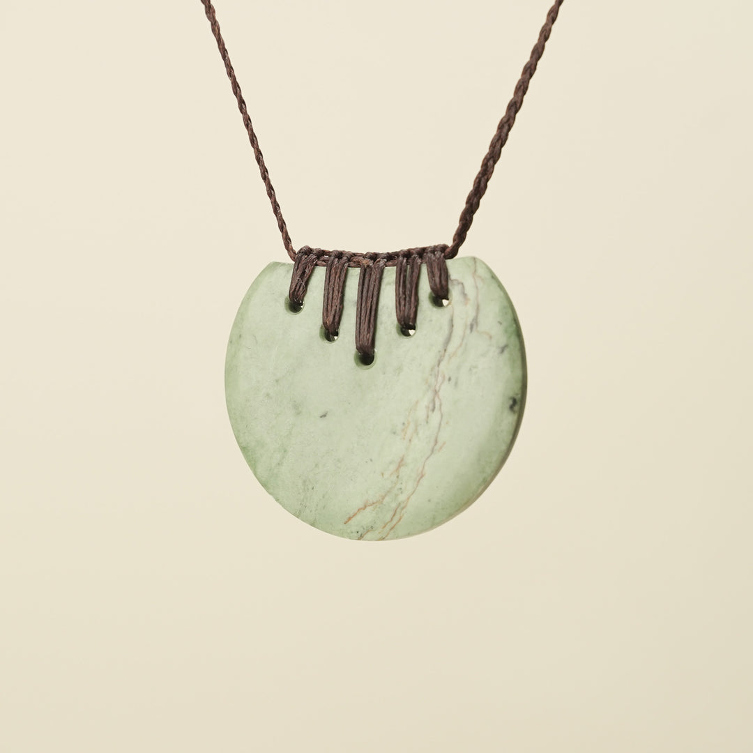 Kōuma Breastplate Kōkopu Pounamu Large Pendant