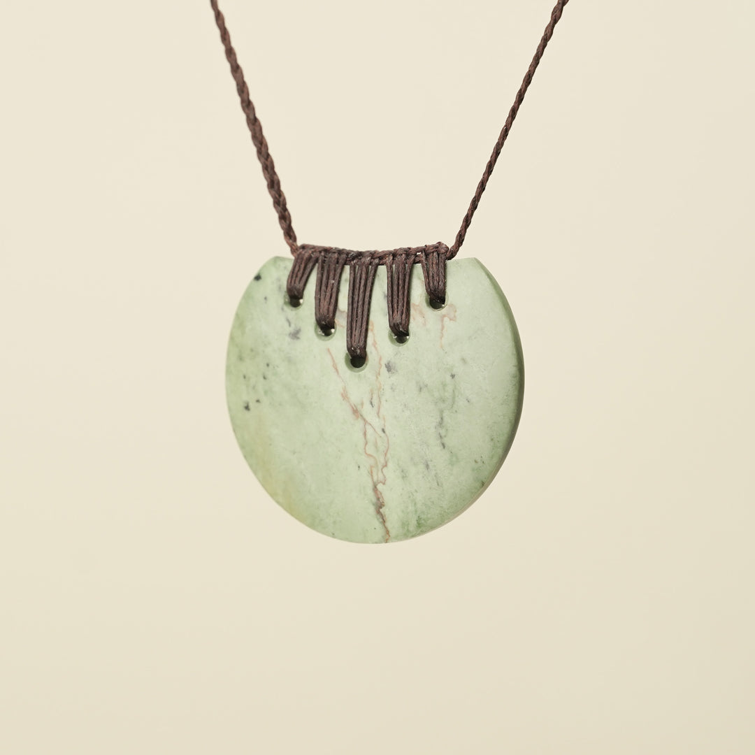 Kōuma Breastplate Kōkopu Pounamu Large Pendant