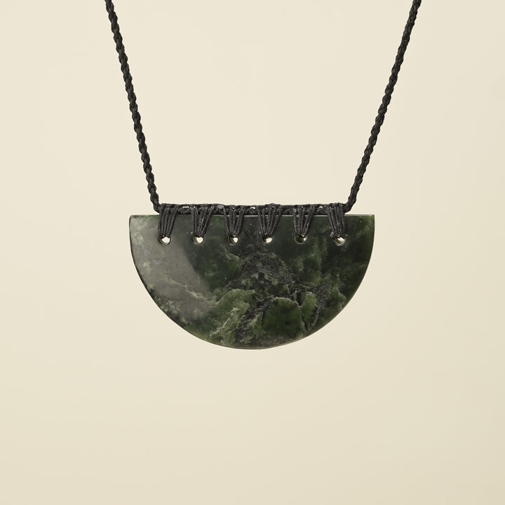Kōuma Breastplate Kawakawa Pounamu Large Pendant