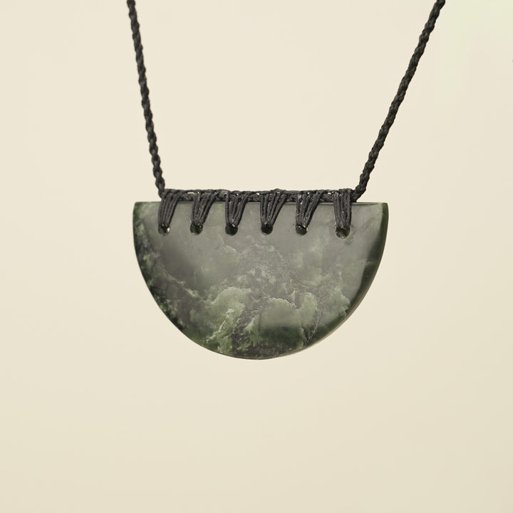 Kōuma Breastplate Kawakawa Pounamu Large Pendant