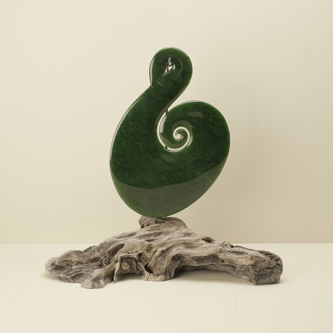Pounamu Kahurangi Hei Matau Koru Sculpture