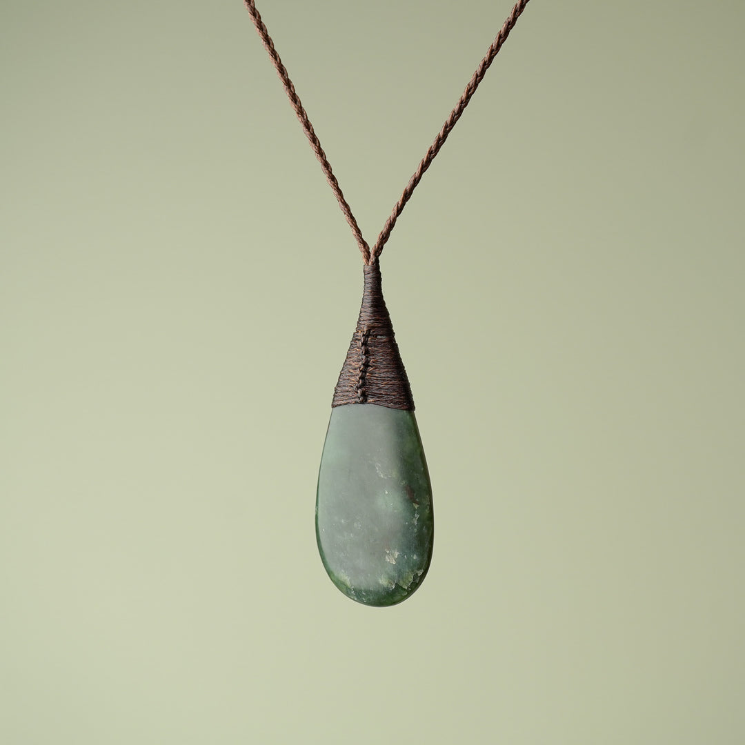 Medium Bound Roimata Pendant