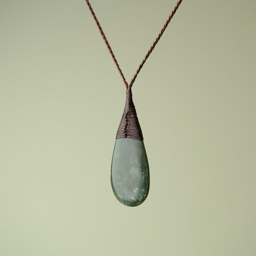 Medium Bound Roimata Pendant