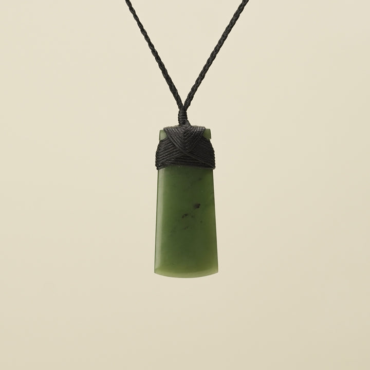 Kahurangi Toki Medium Pounamu