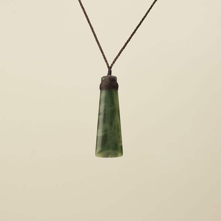 Large Kahurangi Pounamu Toki Pendant