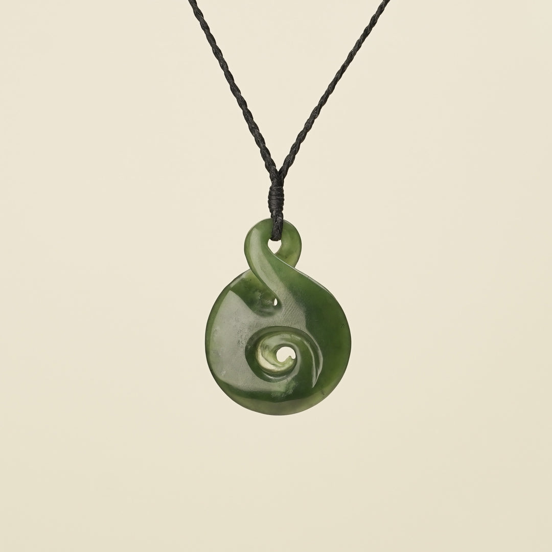 Pikorua Koru – Pounamu Medium Pendant