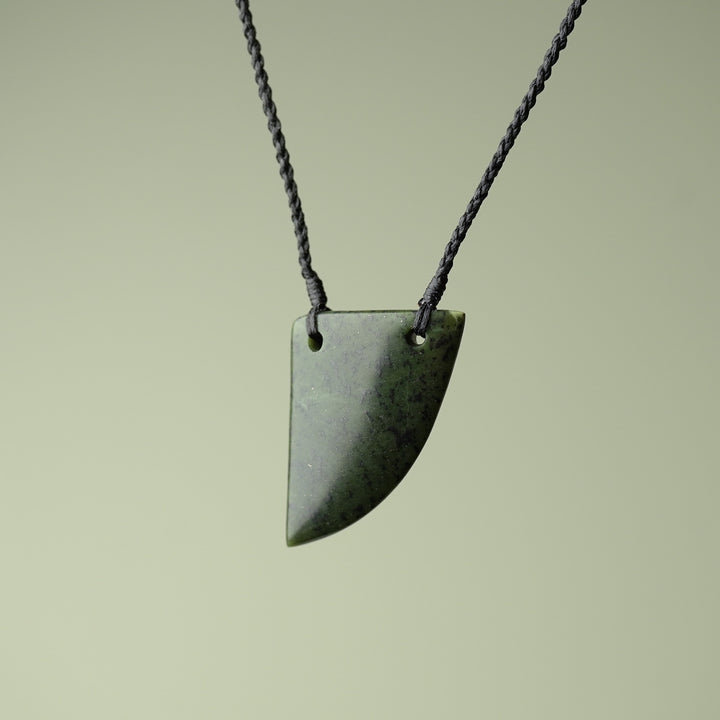 Medium Pounamu Niho Tooth Pendant