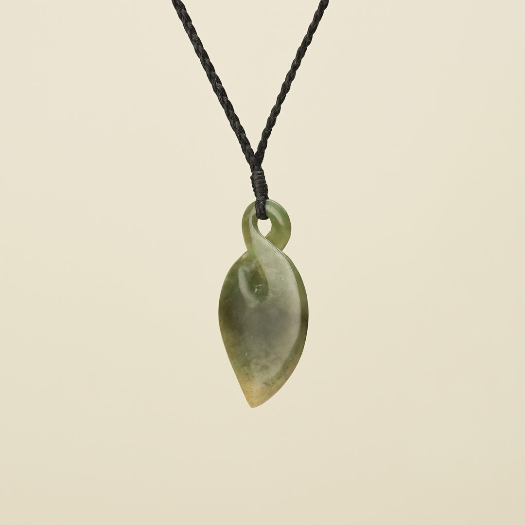 Raukaraka Pounamu Pikorua Pendant