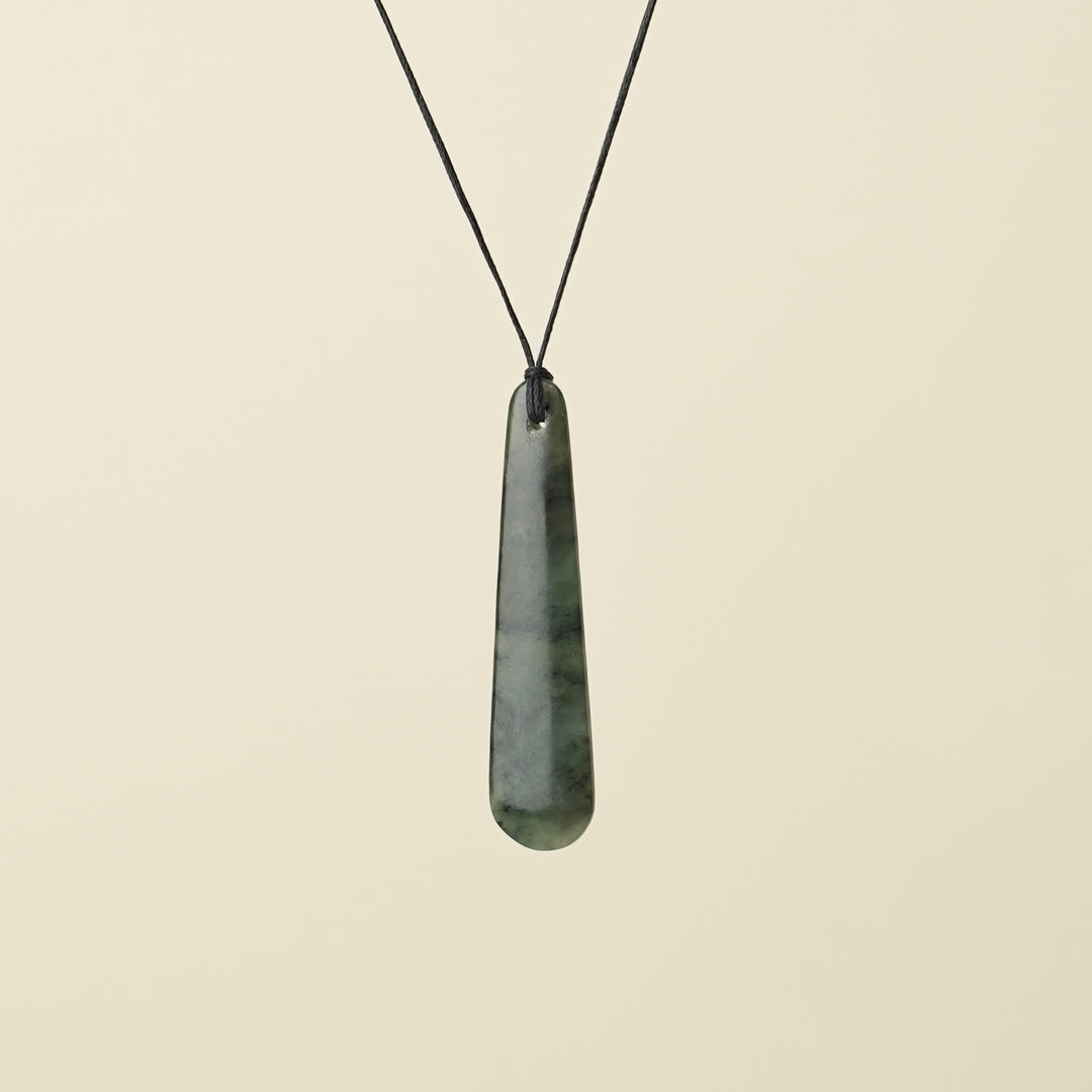 Roimata Pounamu Medium