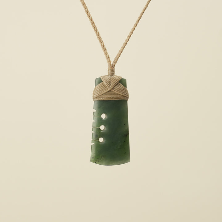 Notched Toki Kawakawa Pounamu Medium Pendant