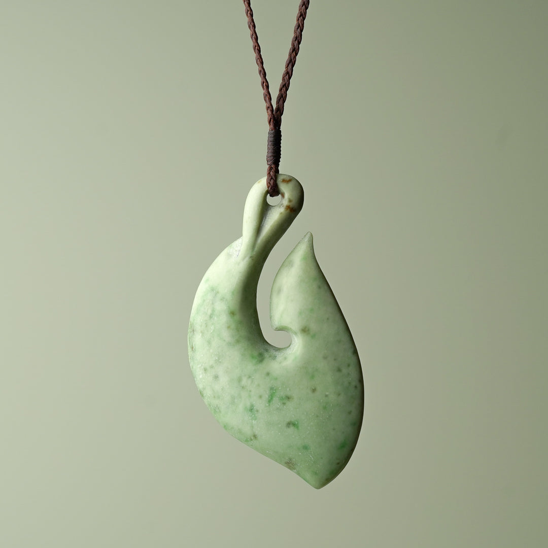 Large Inanga Greenstone Hei Matau