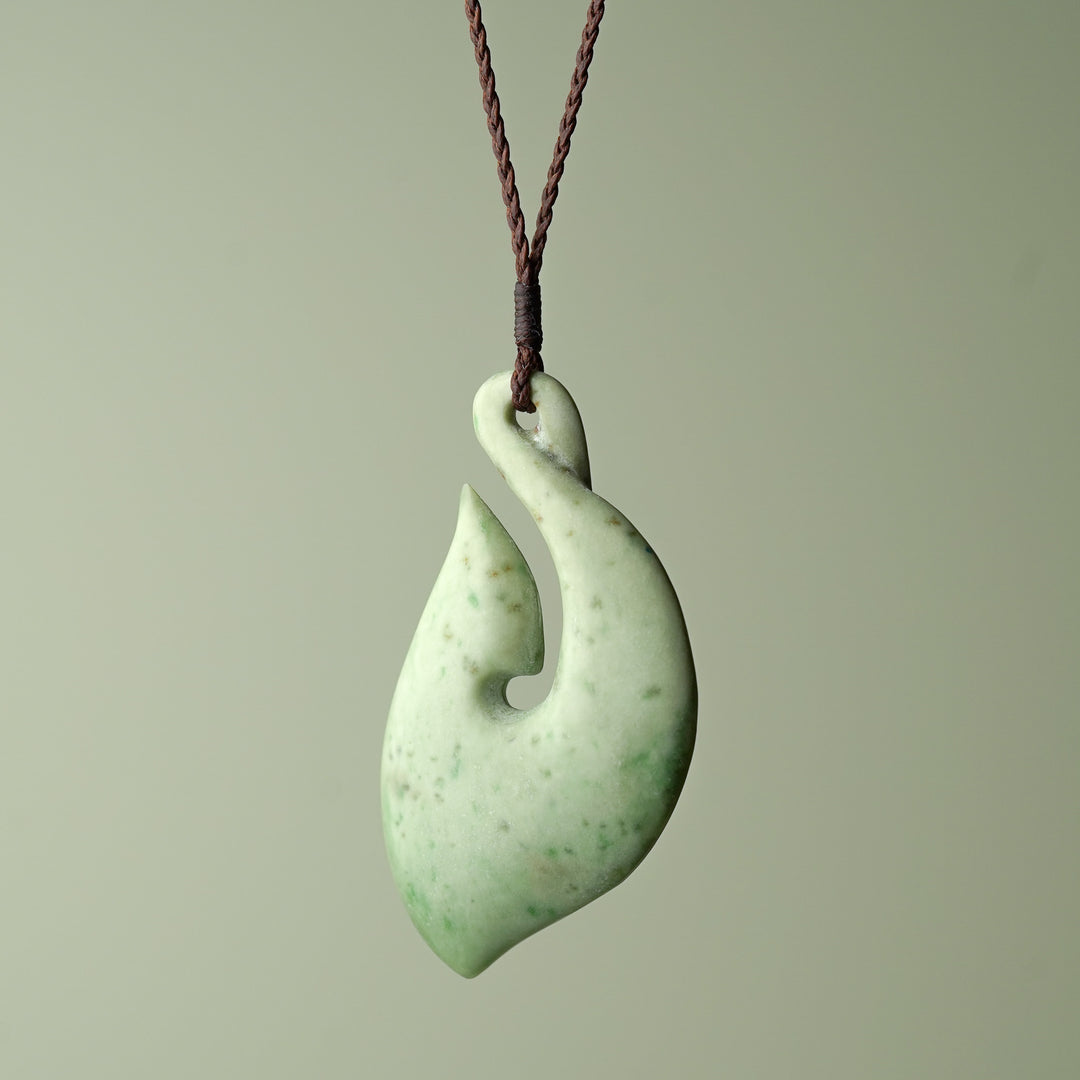 Large Inanga Greenstone Hei Matau