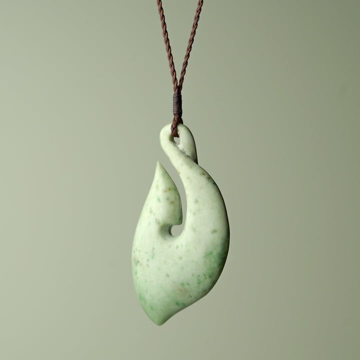 Large Inanga Greenstone Hei Matau