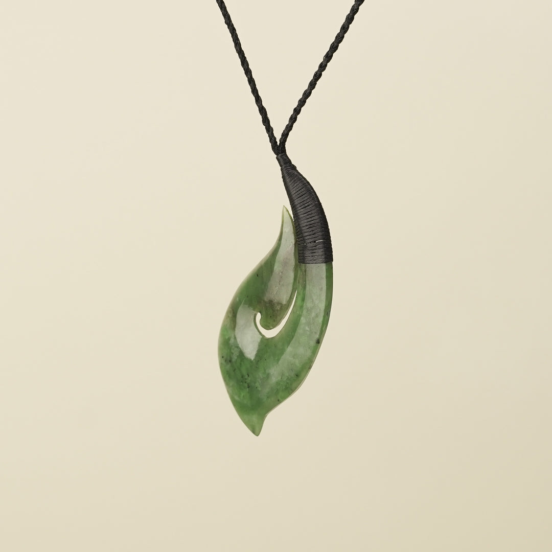 Hei Matau Extra Large Bound Pendant