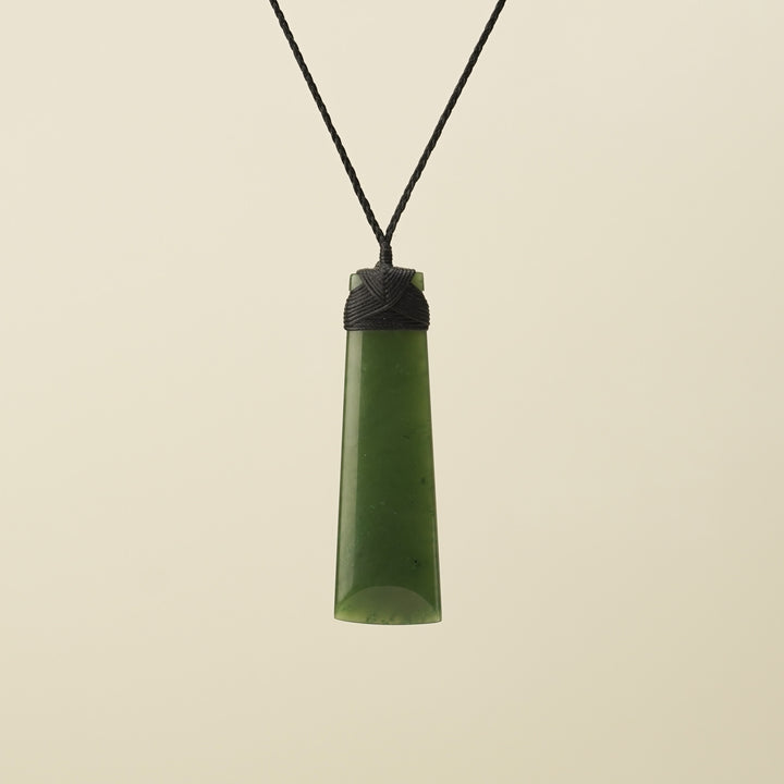 Extra Large Kahurangi Pounamu Toki Black Binding