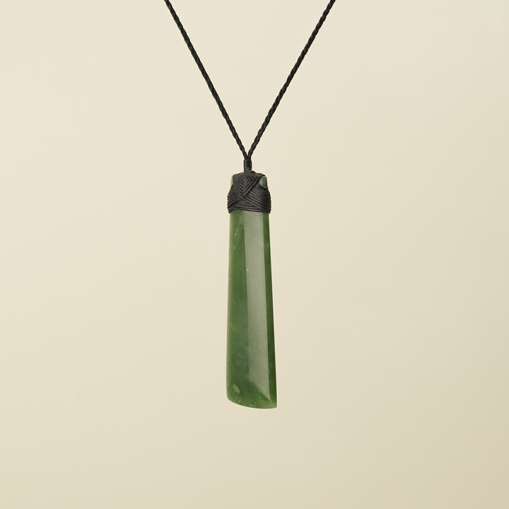 Extra Large Kahurangi Pounamu Toki Black Binding