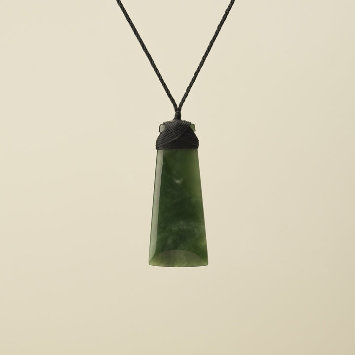 Toki Kahurangi Polished Pounamu Large Black Binding