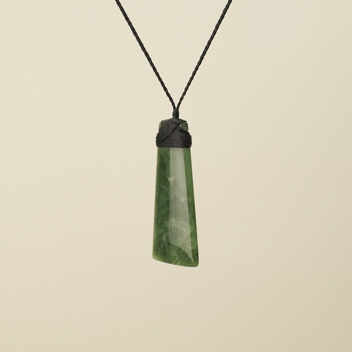 Toki Kahurangi Polished Pounamu Large Black Binding