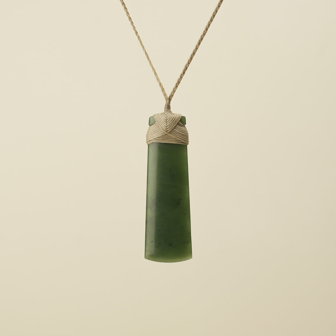 Toki Kahurangi Polished Pounamu Extra Large Tan Binding