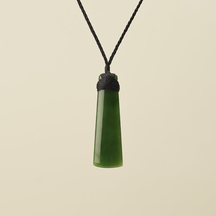 Toki Kahurangi Pounamu Medium Black Binding