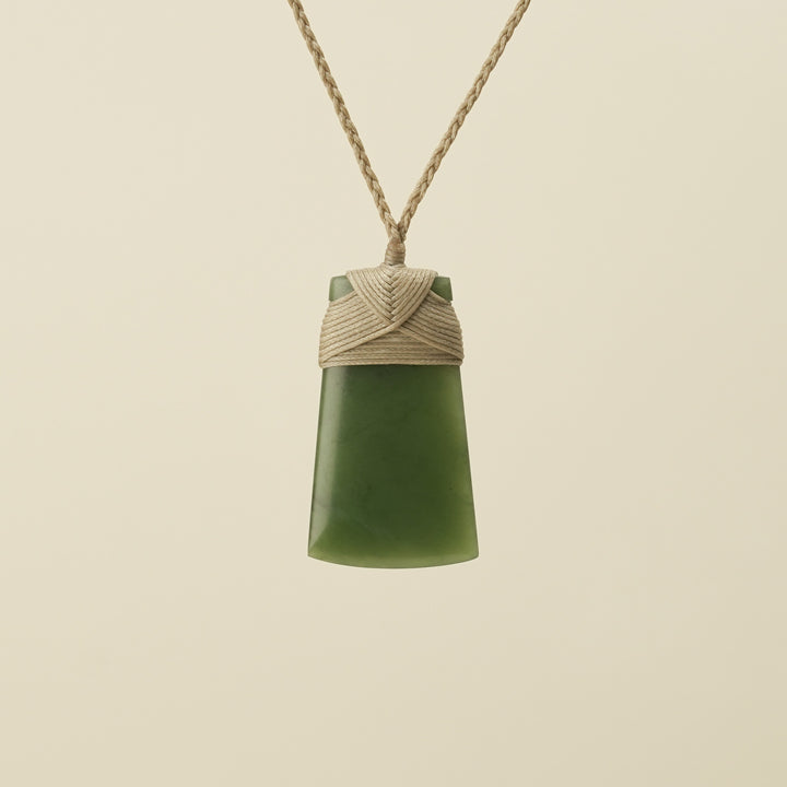 Toki Kahurangi Pounamu Medium Tan Binding
