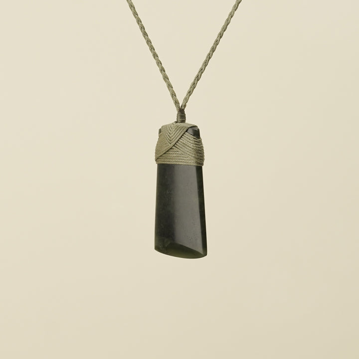 Toki Hapopo Pounamu Small Pendant Khaki Binding