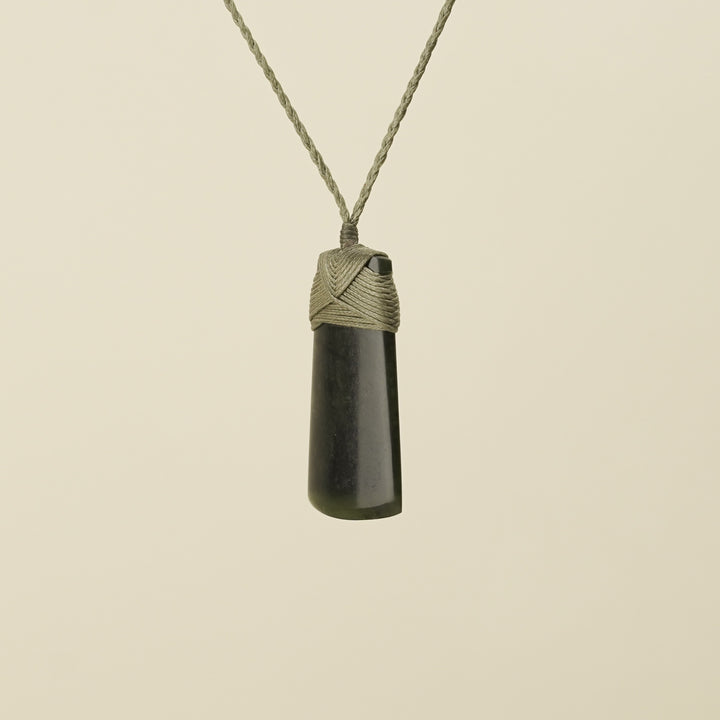 Toki Hapopo Pounamu Small Pendant Khaki Binding
