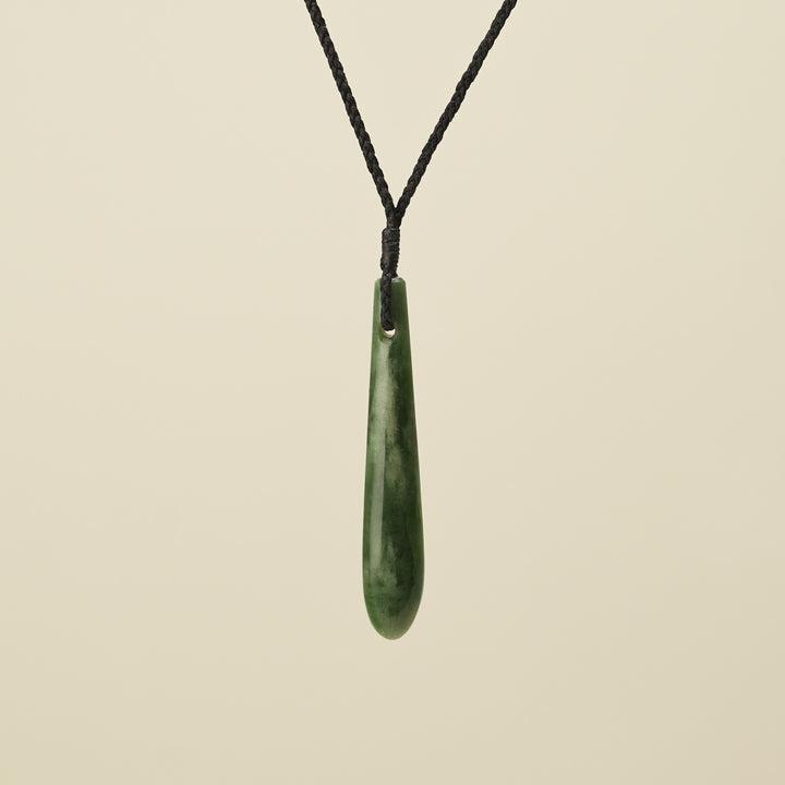 Roimata Teardrop Kawakawa Medium Pendant, Black Binding