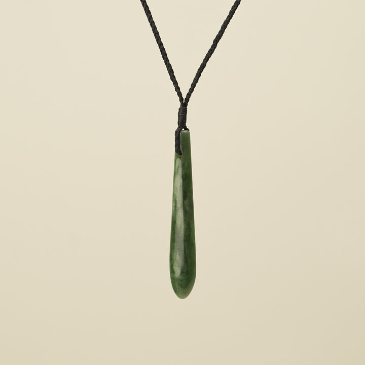 Roimata Teardrop Kawakawa Medium Pendant, Black Binding