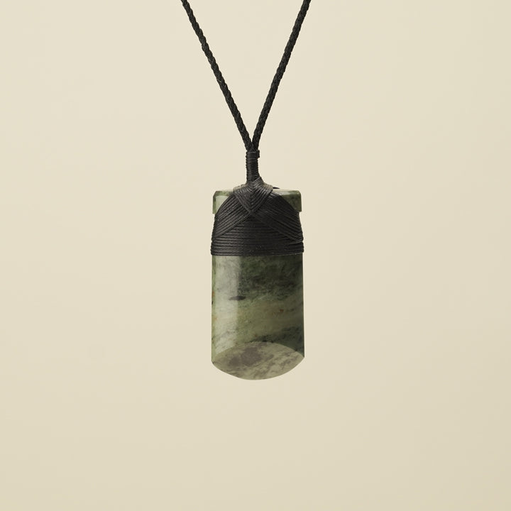Toki Pounamu Medium Kōkopu Raukaraka