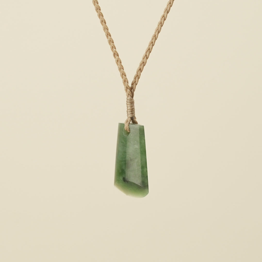 Toki Kahurangi XS Pounamu Pendant, Tan Binding
