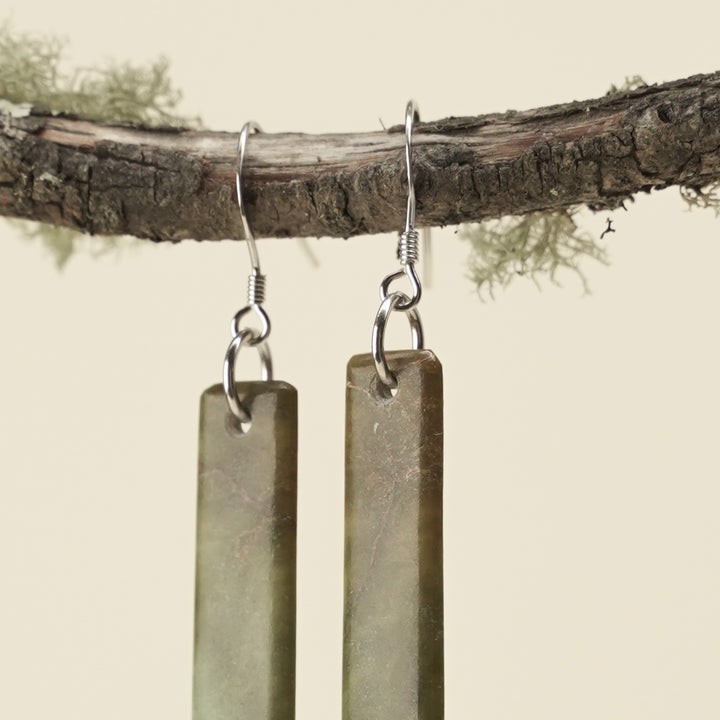 Drop Inanga Pounamu Medium Earrings 46mm