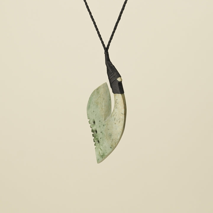 Notched Hei Matau Raukaraka Large Pendant, Black Binding