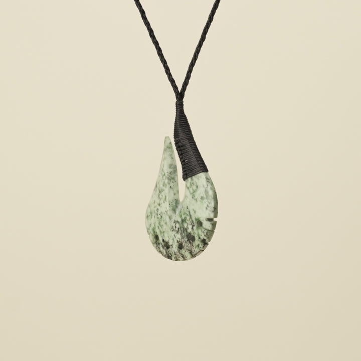 Notched Hei Matau Kōkopu Greenstone Large Pendant, Black Binding