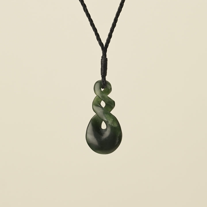 Pikorua Kawakawa Double Twist Medium Pounamu Pendant