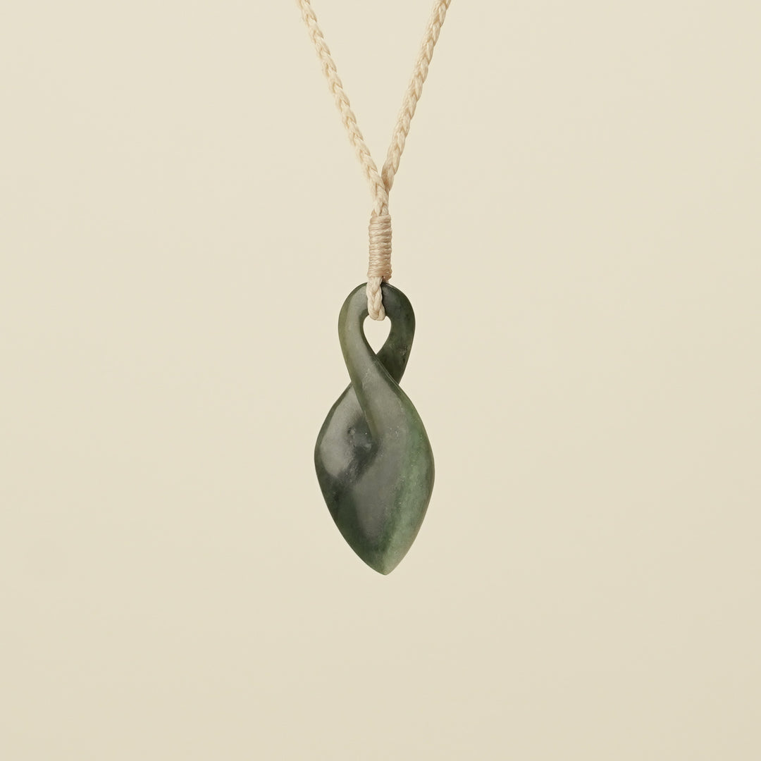 Pikorua Kawakawa Inanga Small Pounamu Pendant