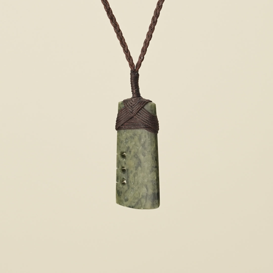 Notched Toki Kawakawa Raukaraka Small Pounamu Pendant