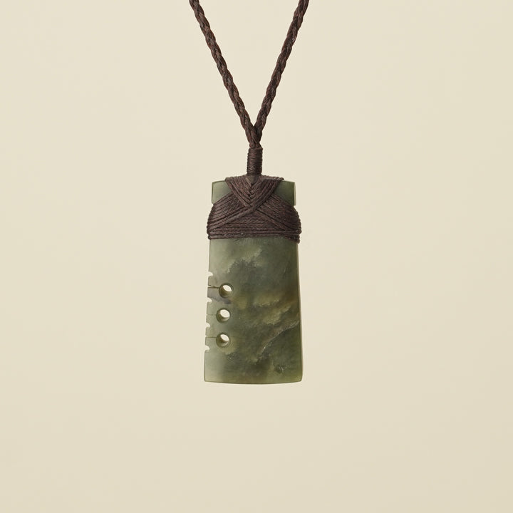 Notched Toki Raukaraka Matte Medium Pounamu, Brown Binding