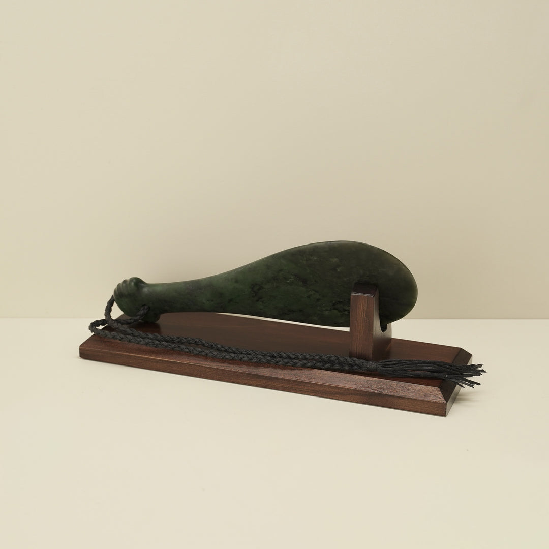 Mere Greenstone Medium Sculpture Kawakawa & Kauri Base