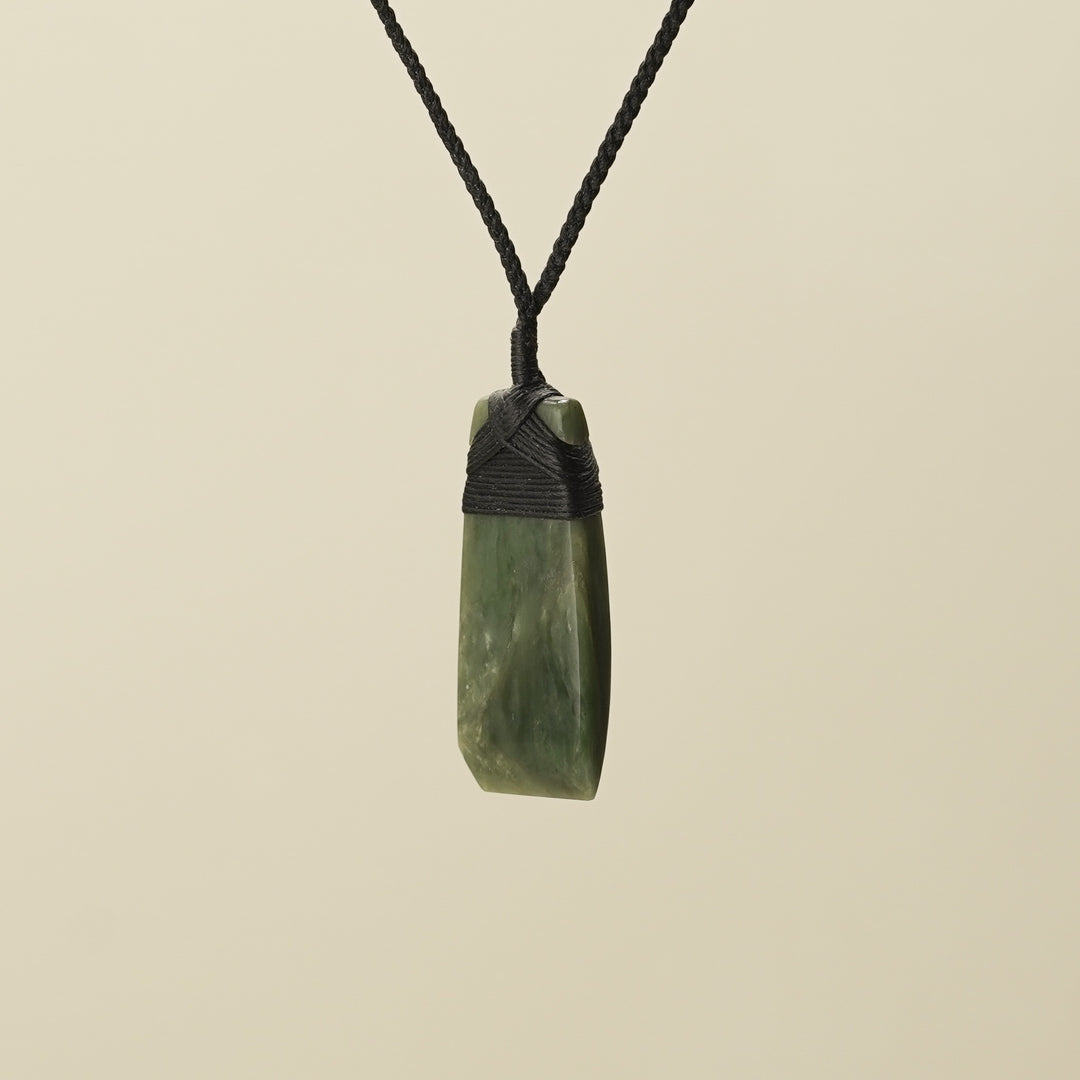 Toki Kawakawa Pounamu Medium Large Pendant, Black Binding