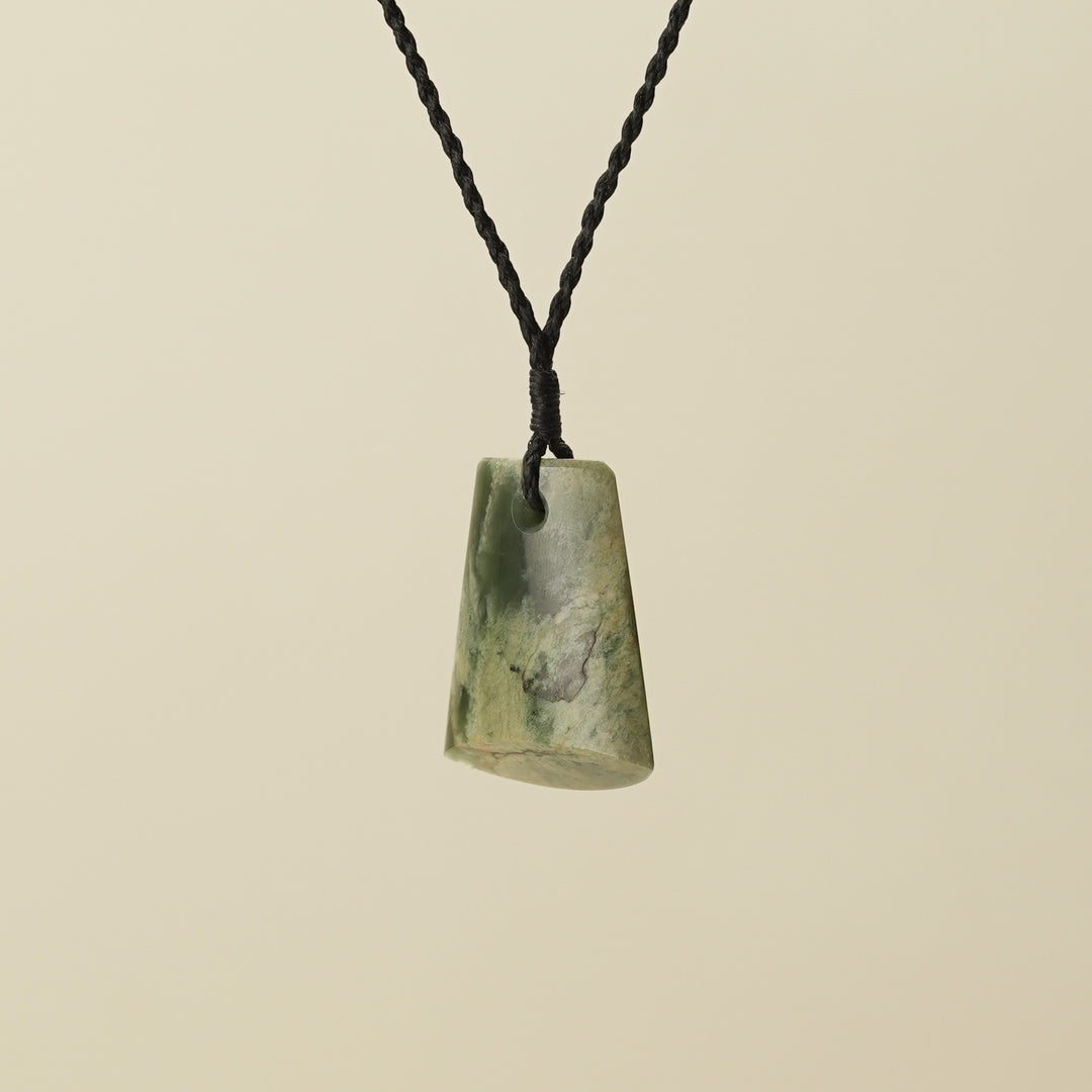 Toki Raukaraka Pounamu Medium Large Pendant, Black Binding