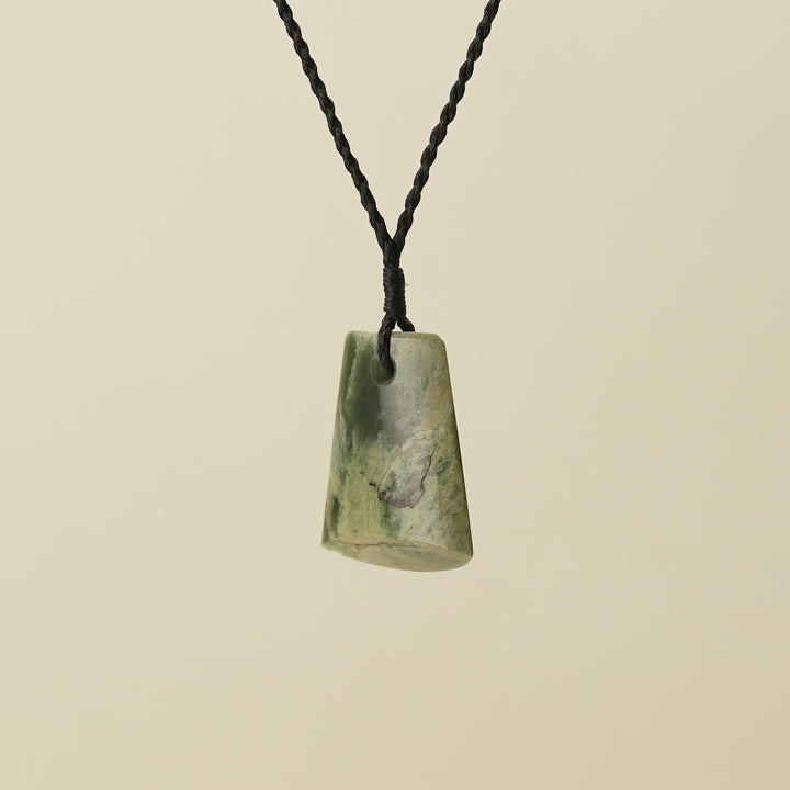 Toki Raukaraka Pounamu Medium Large Pendant, Black Binding