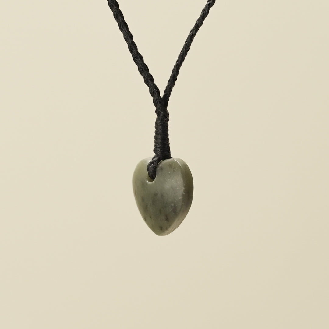 Manawa Kawakawa XS Pounamu Pendant